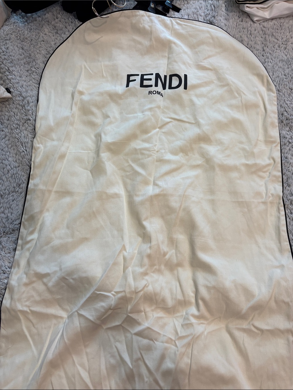 Fendi Garmet bag. Xl.